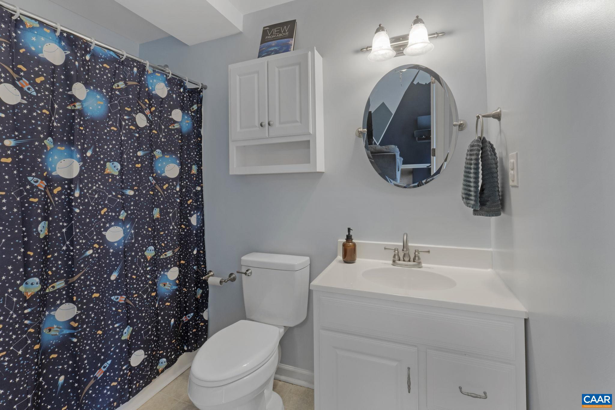 LAKE MONTICELLO - Residential