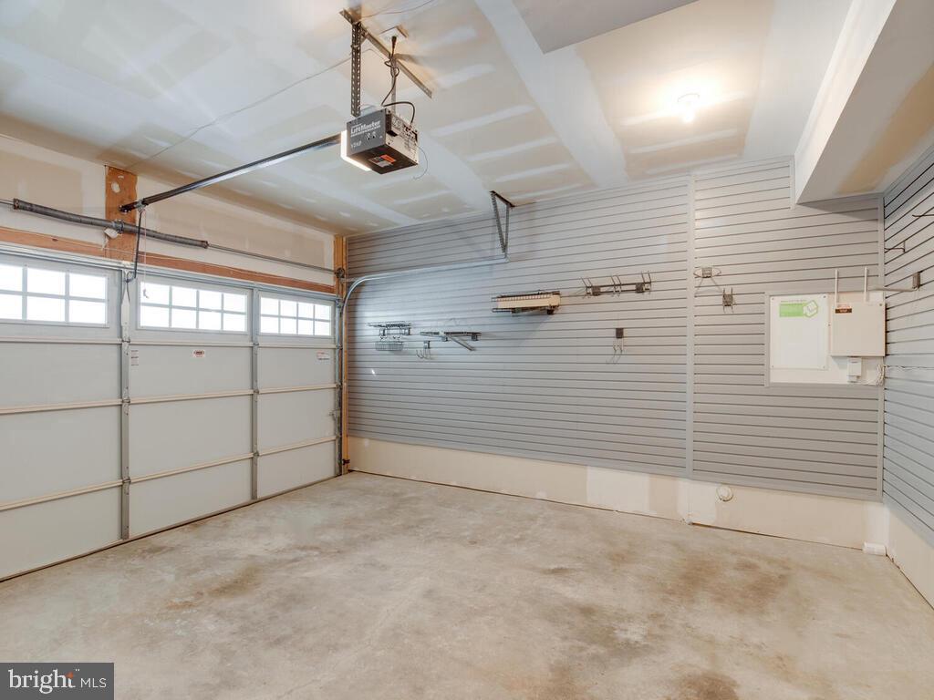 THE ENCLAVE AT ARUNDEL PRESERVE - Residential