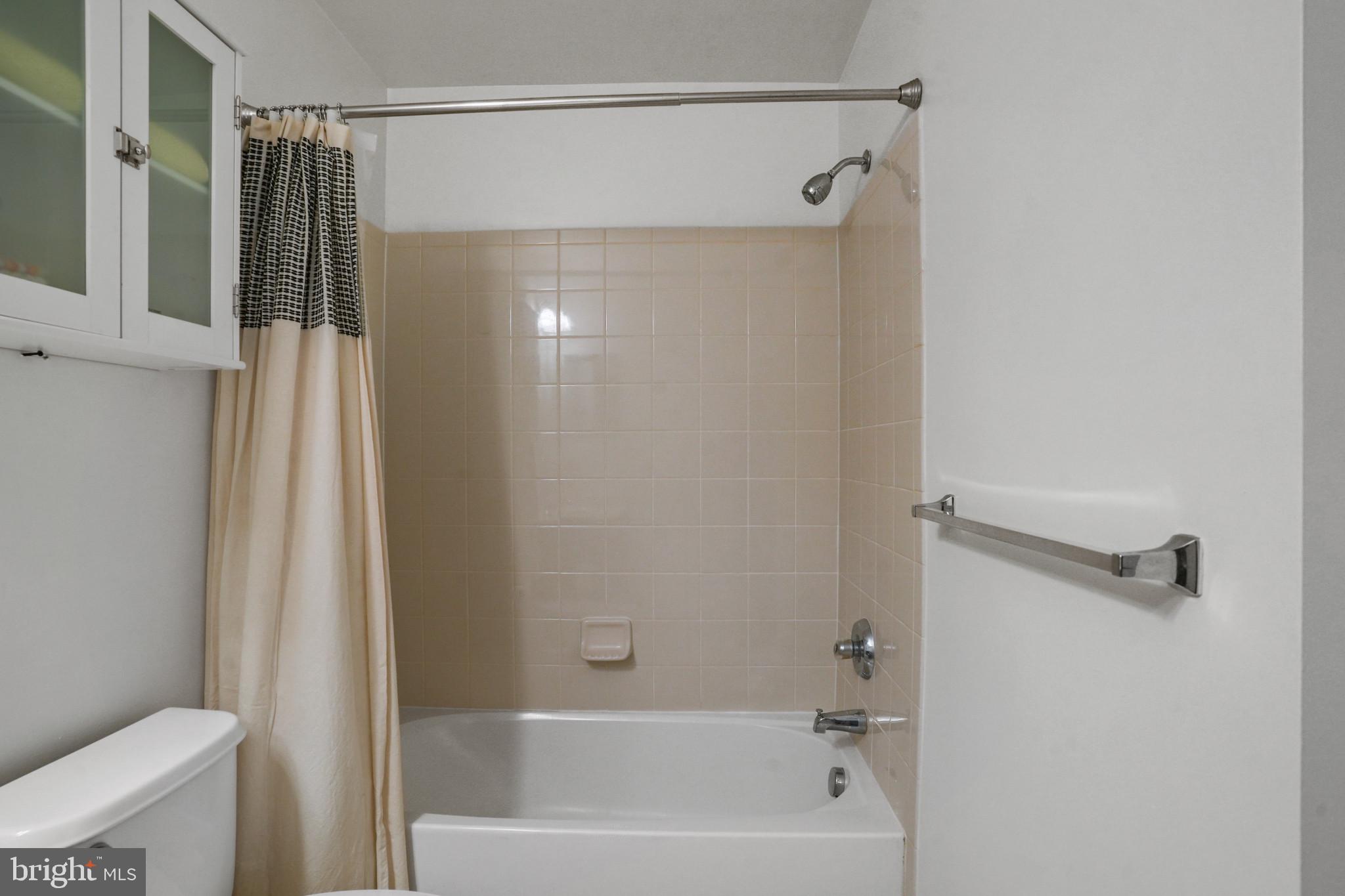 THE ENCLAVE AT ARUNDEL PRESERVE - Residential