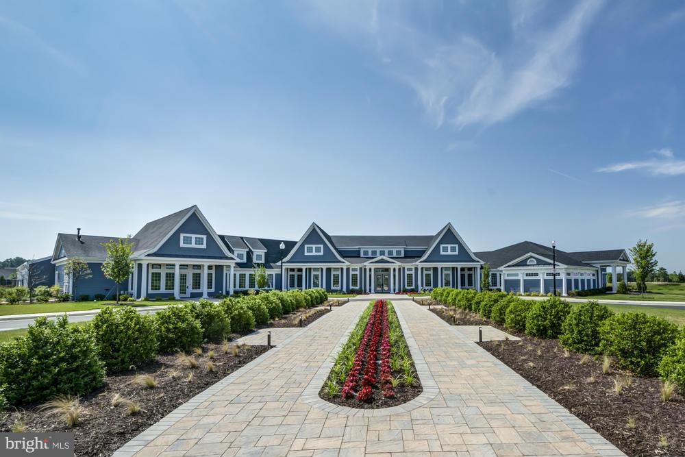 TWO RIVERS - Residential