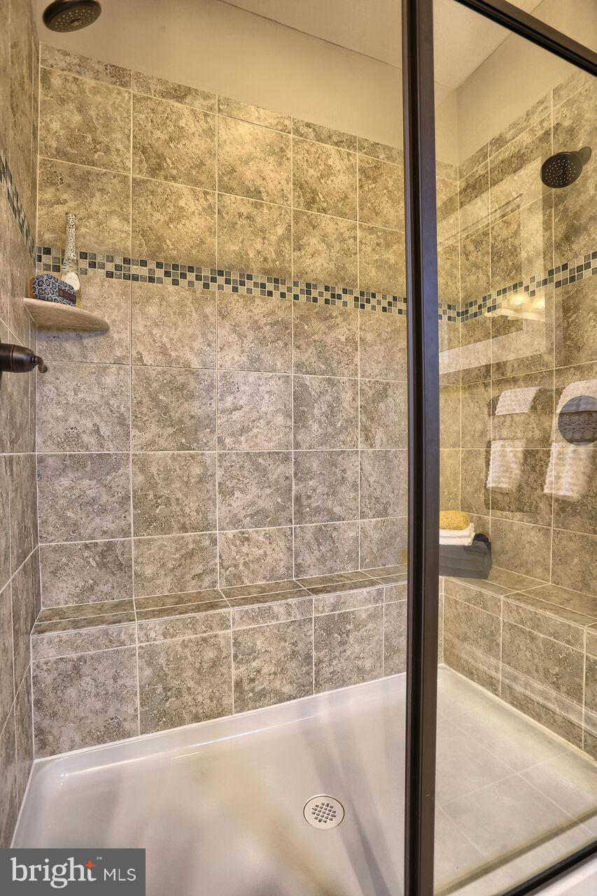 TWO RIVERS - Residential