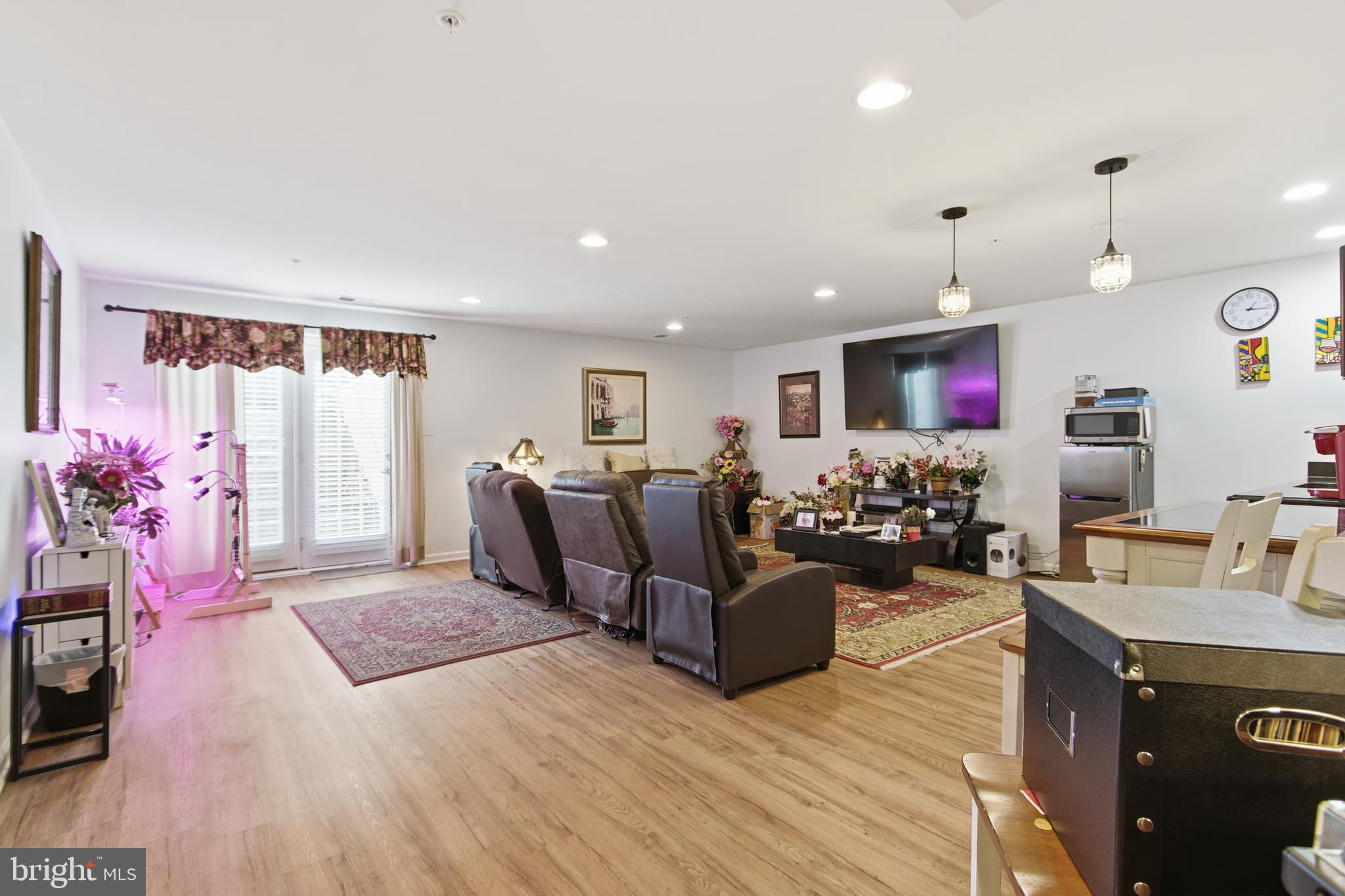 FAIRLAND - Residential