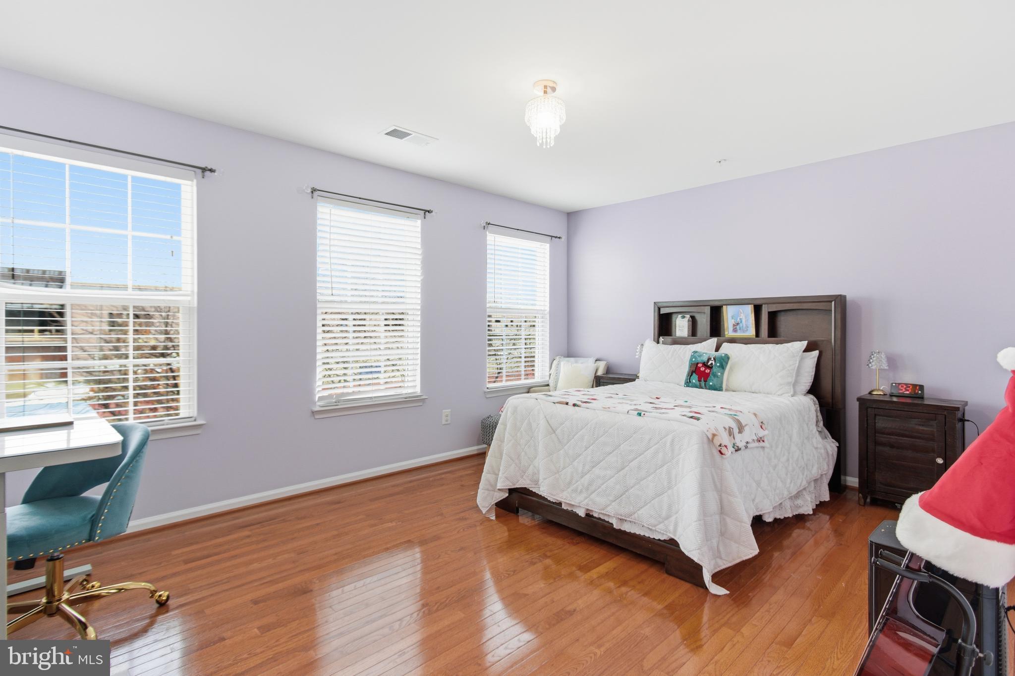 FAIRLAND - Residential