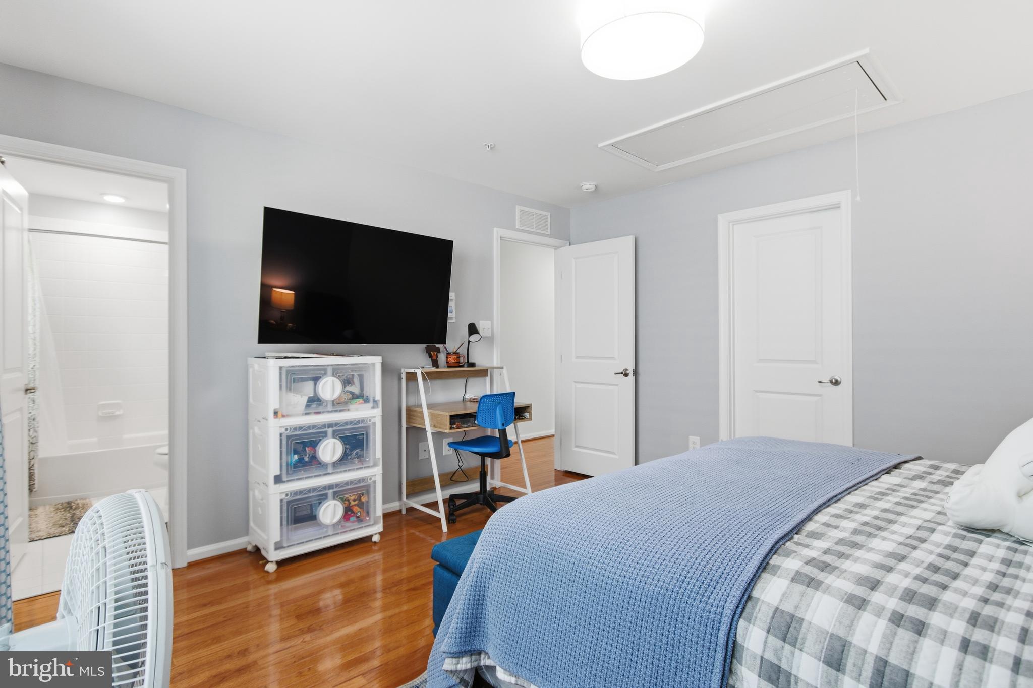 FAIRLAND - Residential