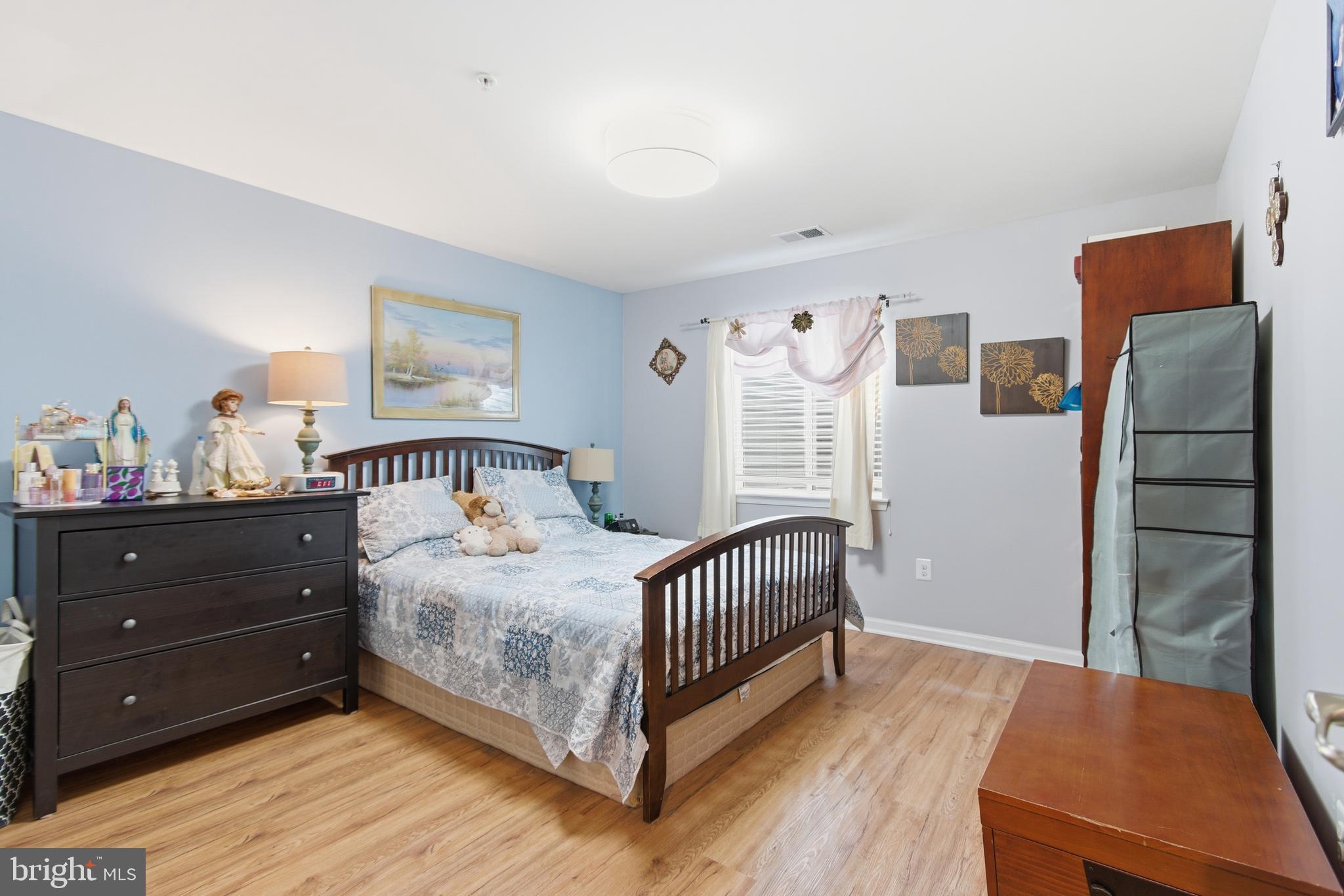 FAIRLAND - Residential