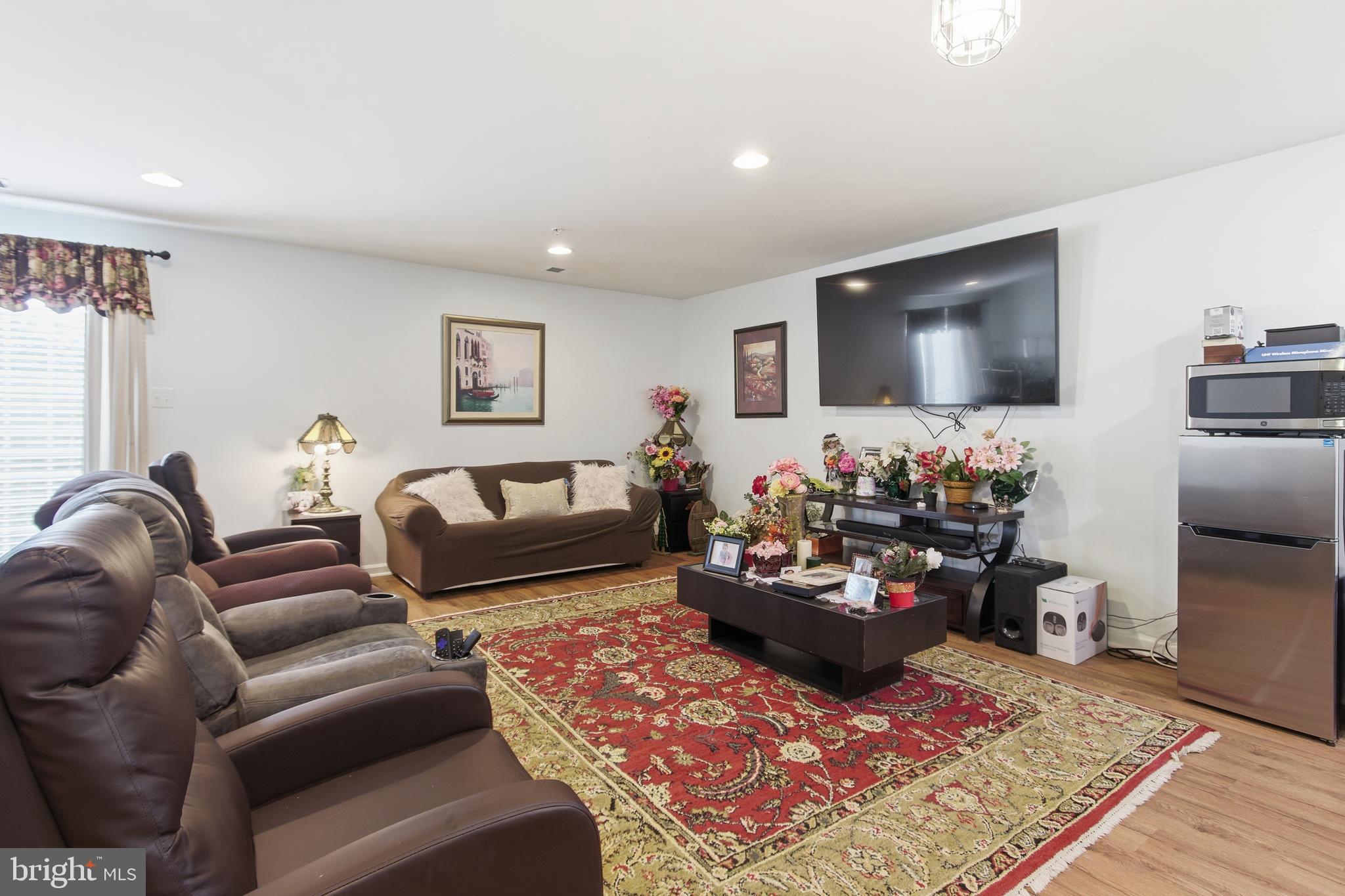 FAIRLAND - Residential