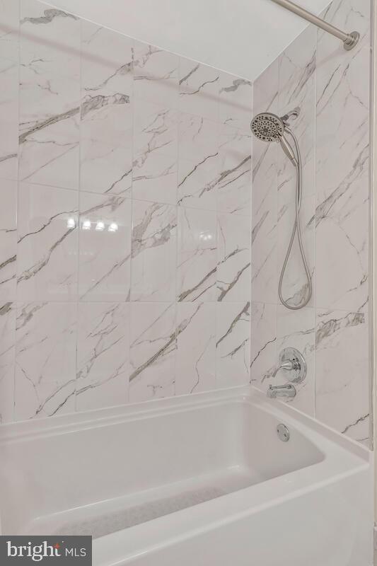 CARRINGTON - Residential