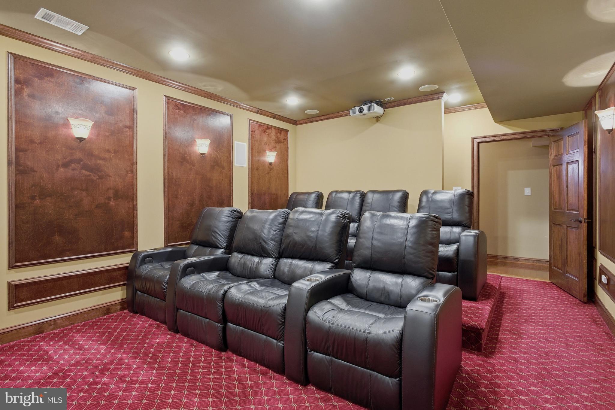 LEE FOREST - Residential