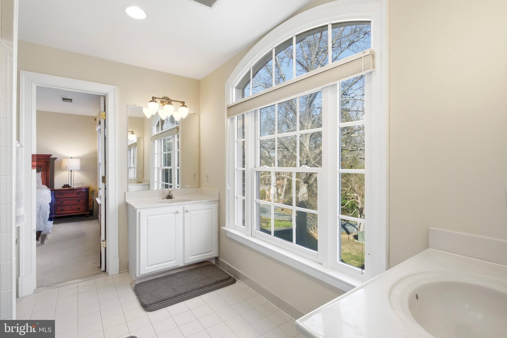 LEE FOREST - Residential