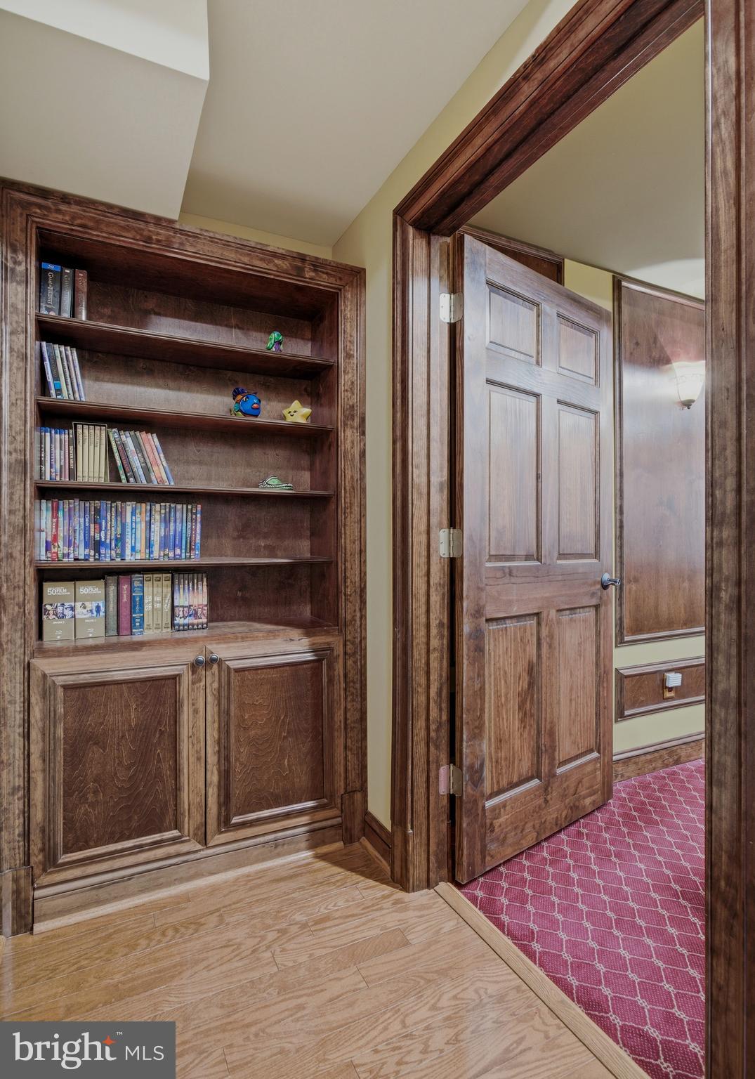 LEE FOREST - Residential