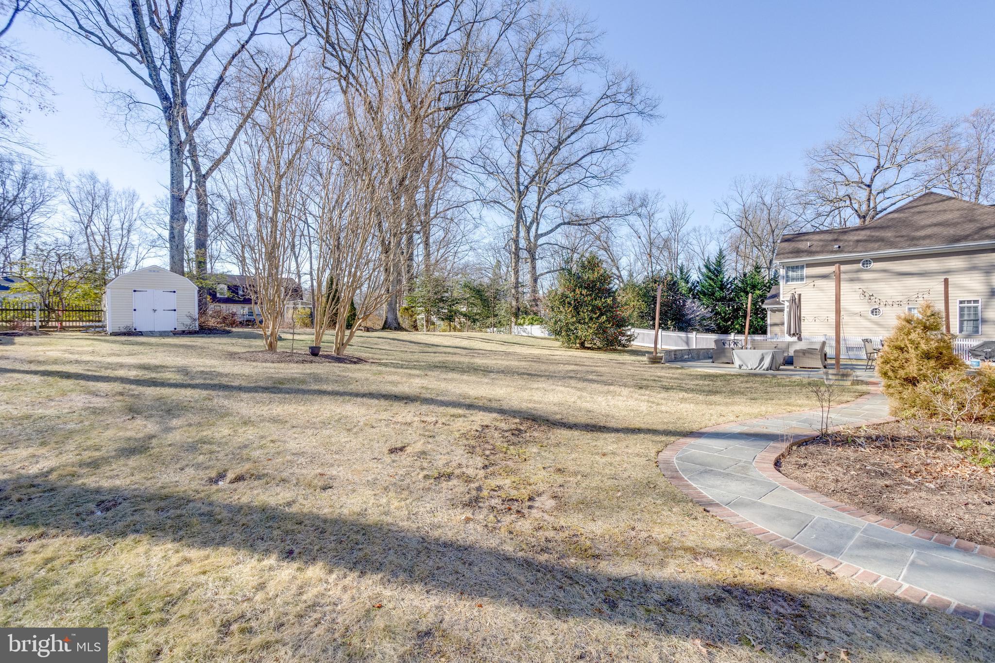 LEE FOREST - Residential