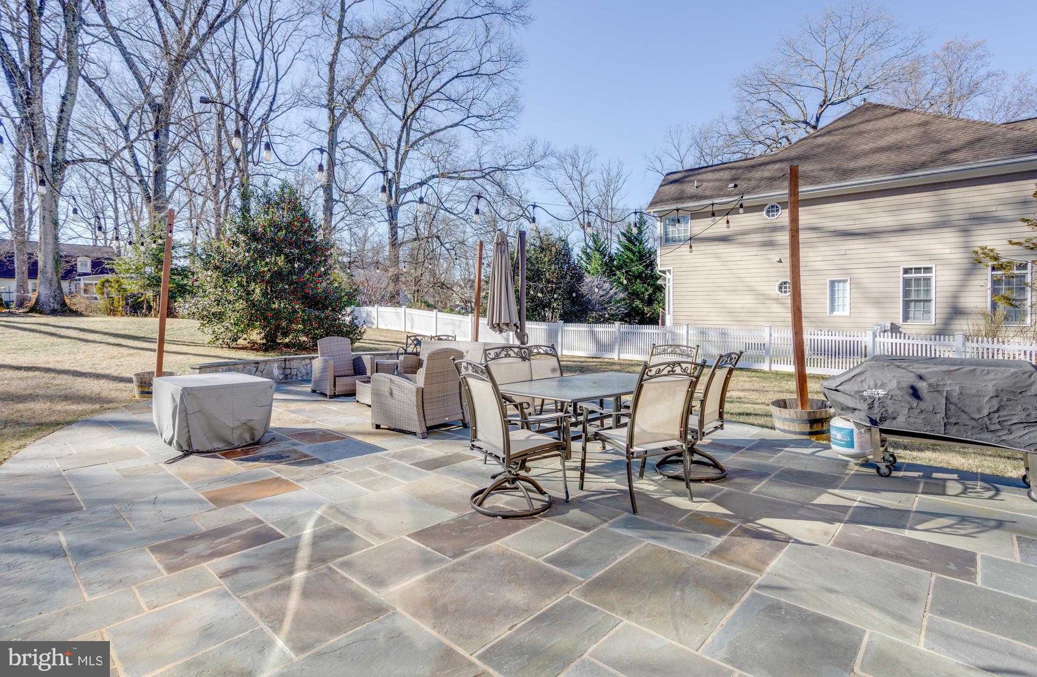 LEE FOREST - Residential