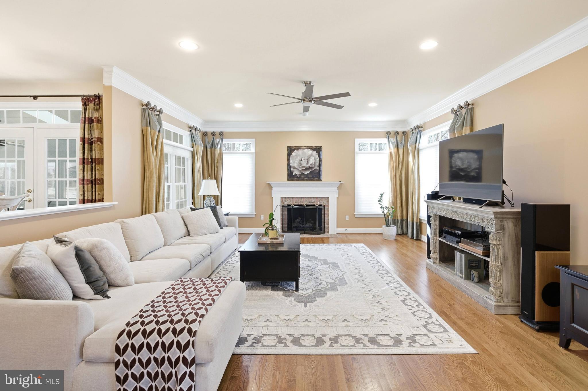 LEE FOREST - Residential