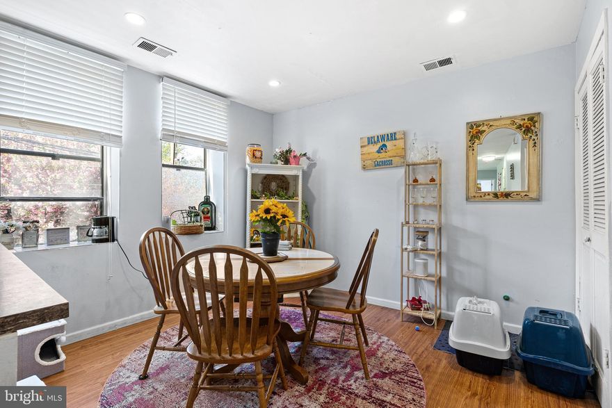 Available Early August!
Welcome to 403 Catharine St #2 – a bright and cozy 2 bed, 1 bath apartment in the heart of Queen Village. This 2nd-floor unit features hardwood floors, central air, in-unit laundry, recessed lighting, and great natural light throughout. The living area is spacious with big windows, and the kitchen offers plenty of cabinet space, counter seating, and the essentials like a fridge, stove, and microwave. 

You'll be close to neighborhood parks, public transit, and Philly favorites like South Street, Headhouse Square, and tons of great local restaurants.