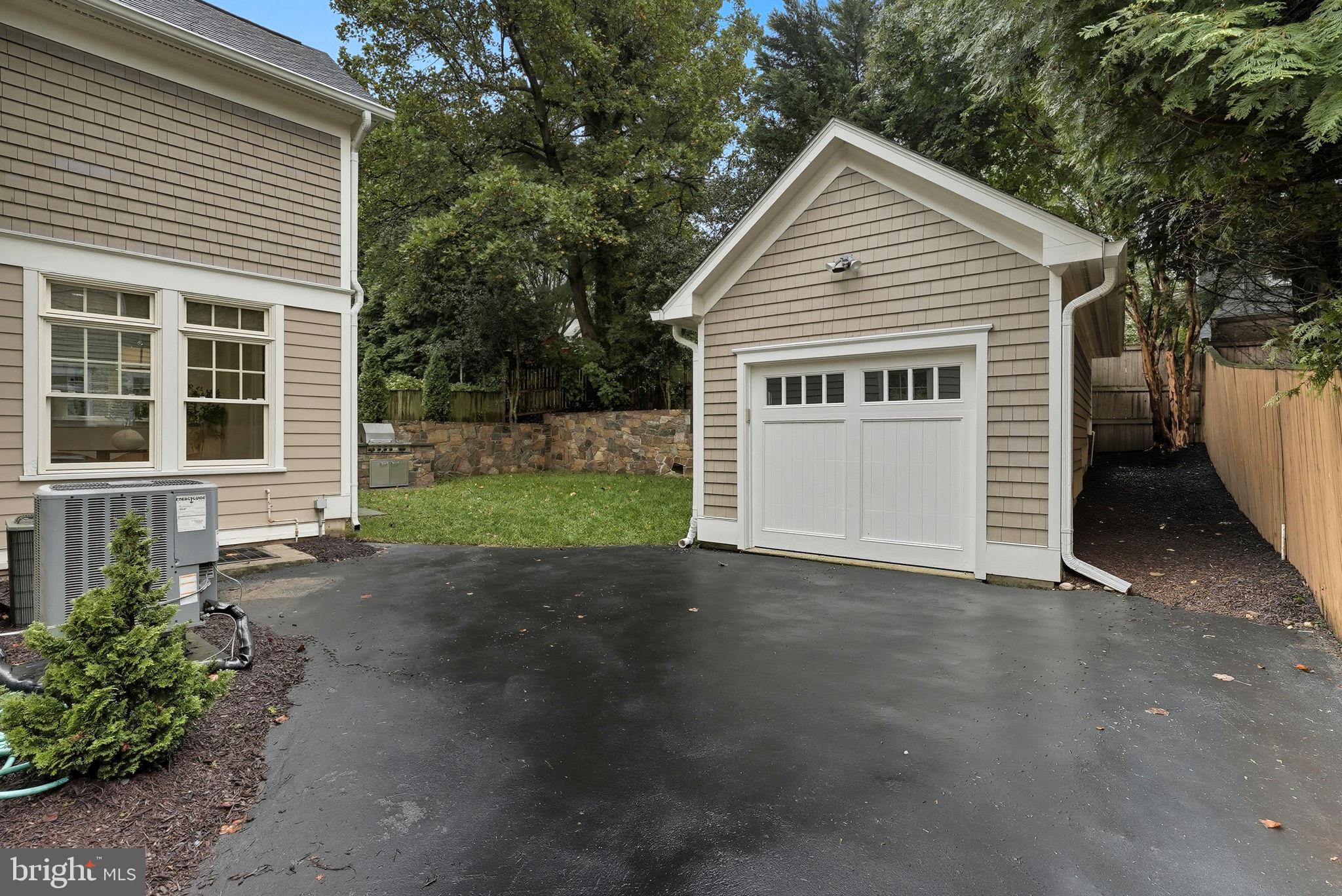 MARTINS ADDITION - Residential