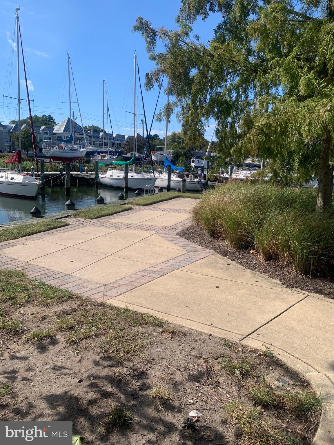 DEEP HARBOR - Residential