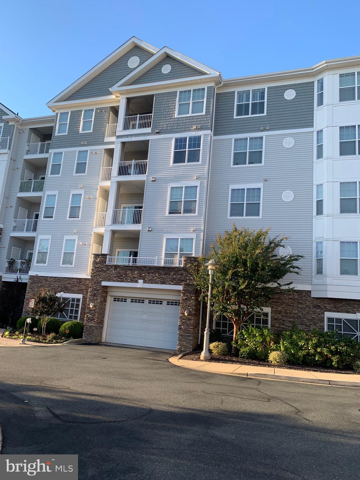 DEEP HARBOR - Residential