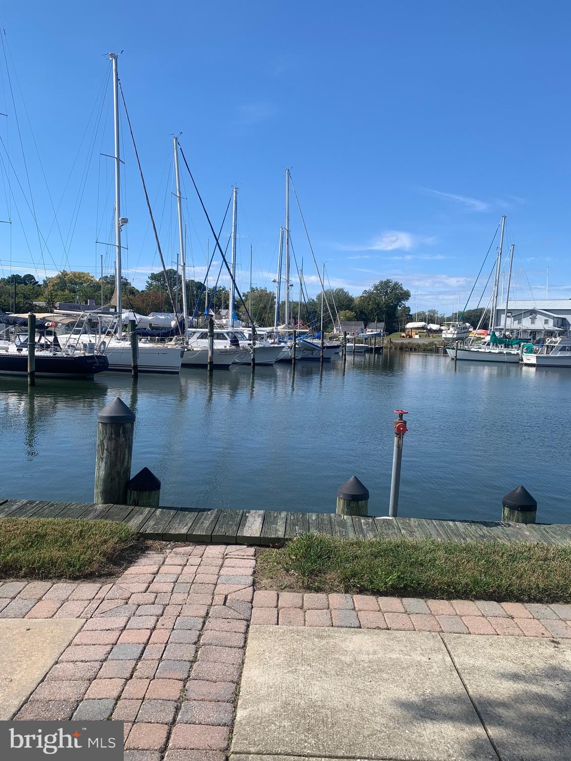 DEEP HARBOR - Residential