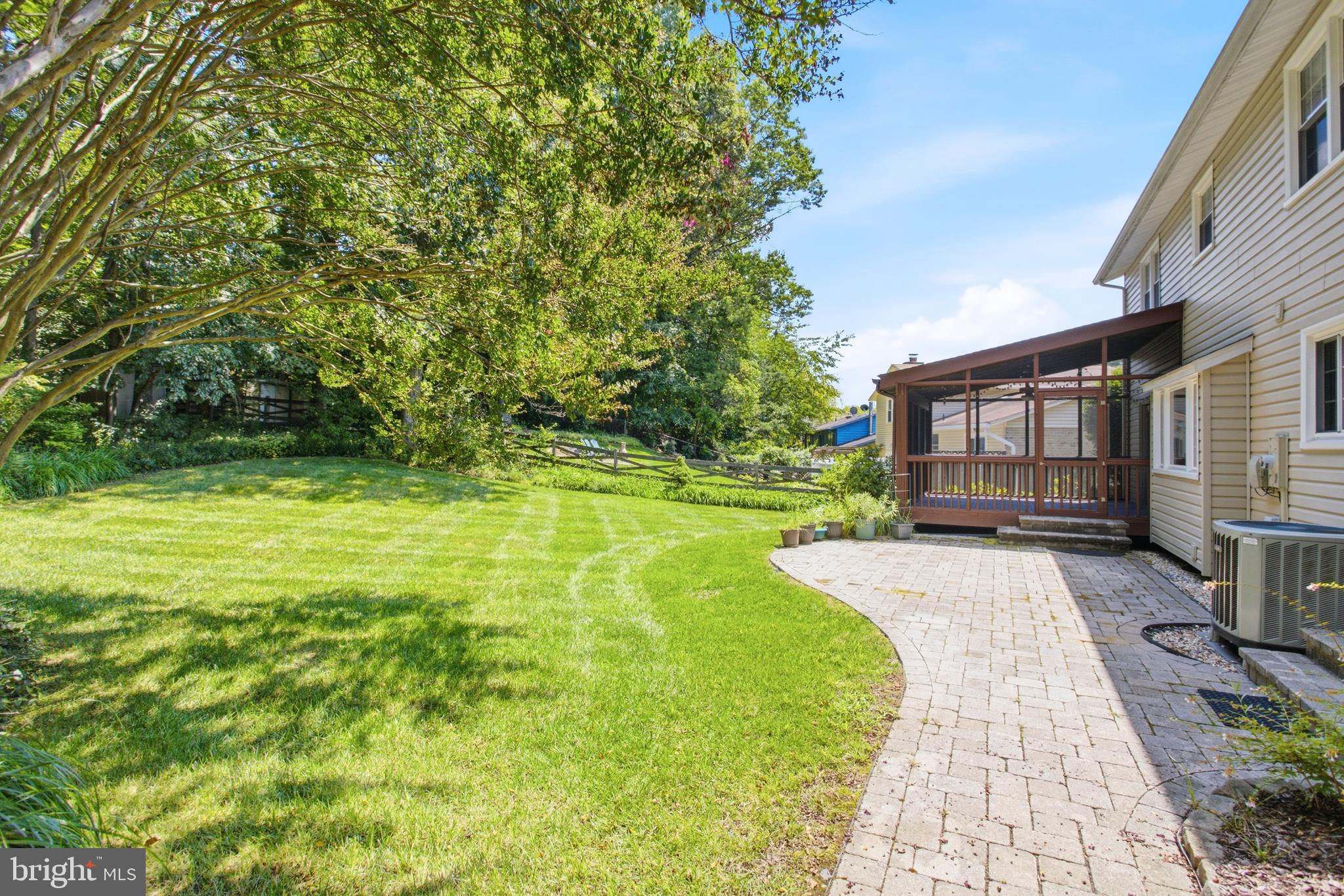 5218 PUMPHREY DRIVE