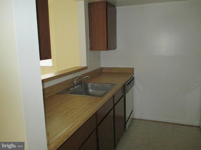 NORTH PORT CONDO - Residential