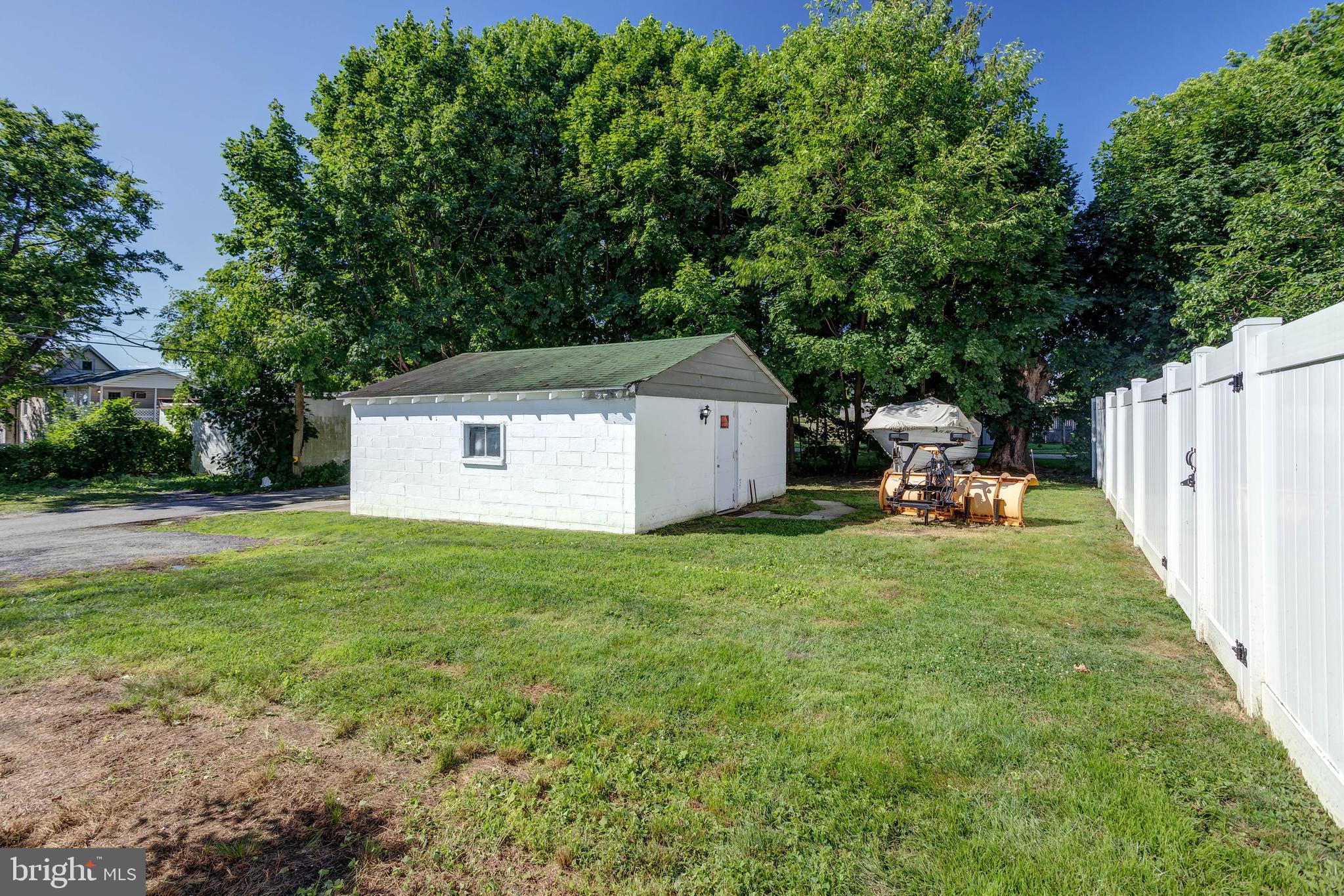 SUMMIT RIDGE - Residential