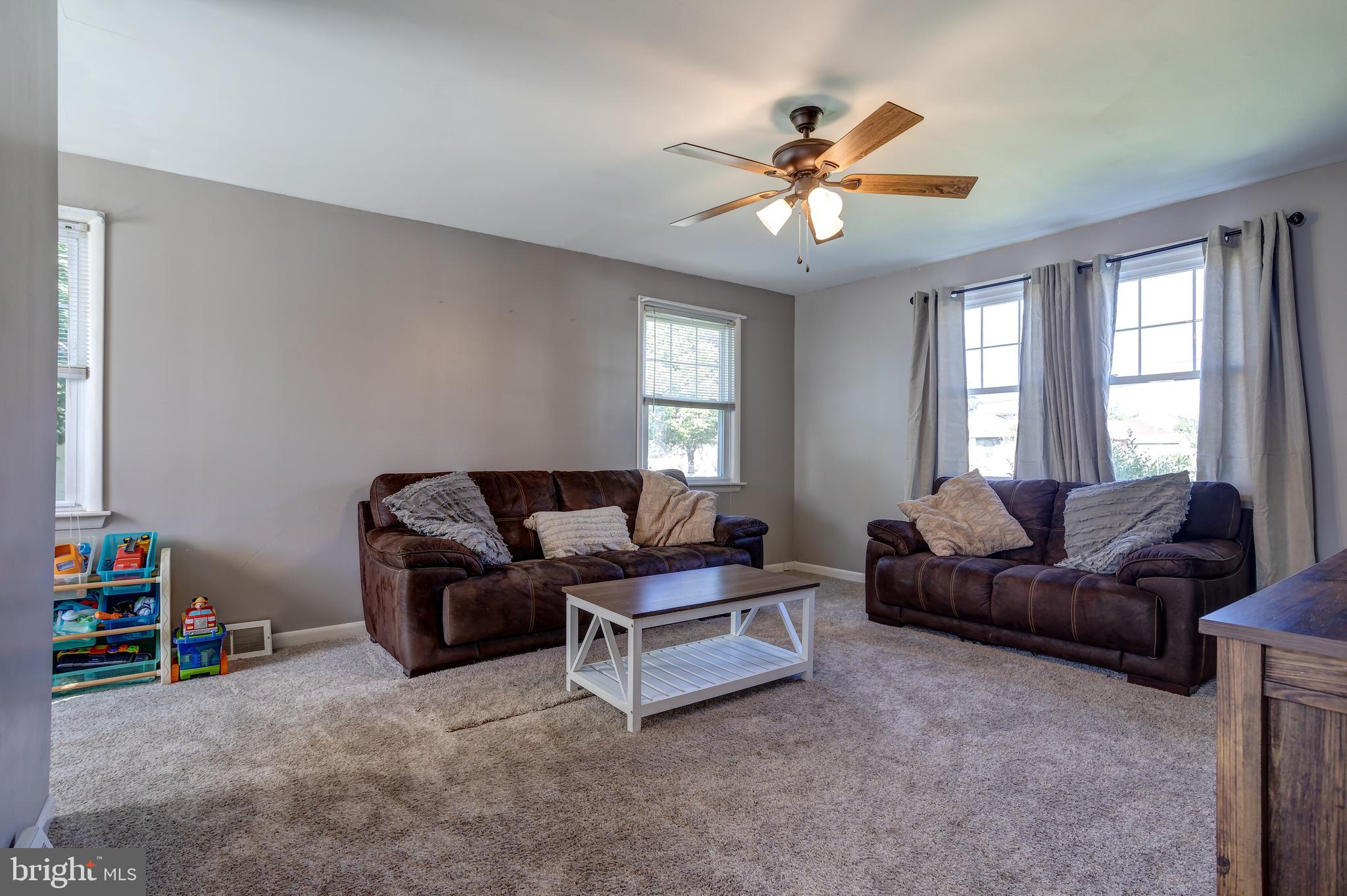 SUMMIT RIDGE - Residential