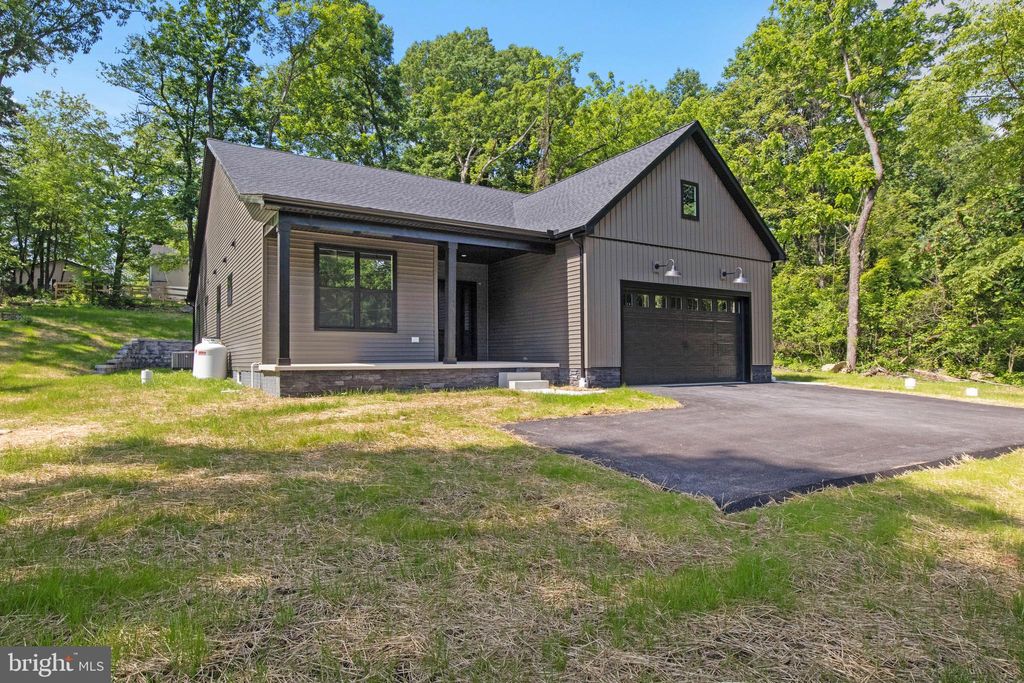 Photo of 13 Connie Trail, FAIRFIELD, PA 17320 (MLS # PAAD2018094)