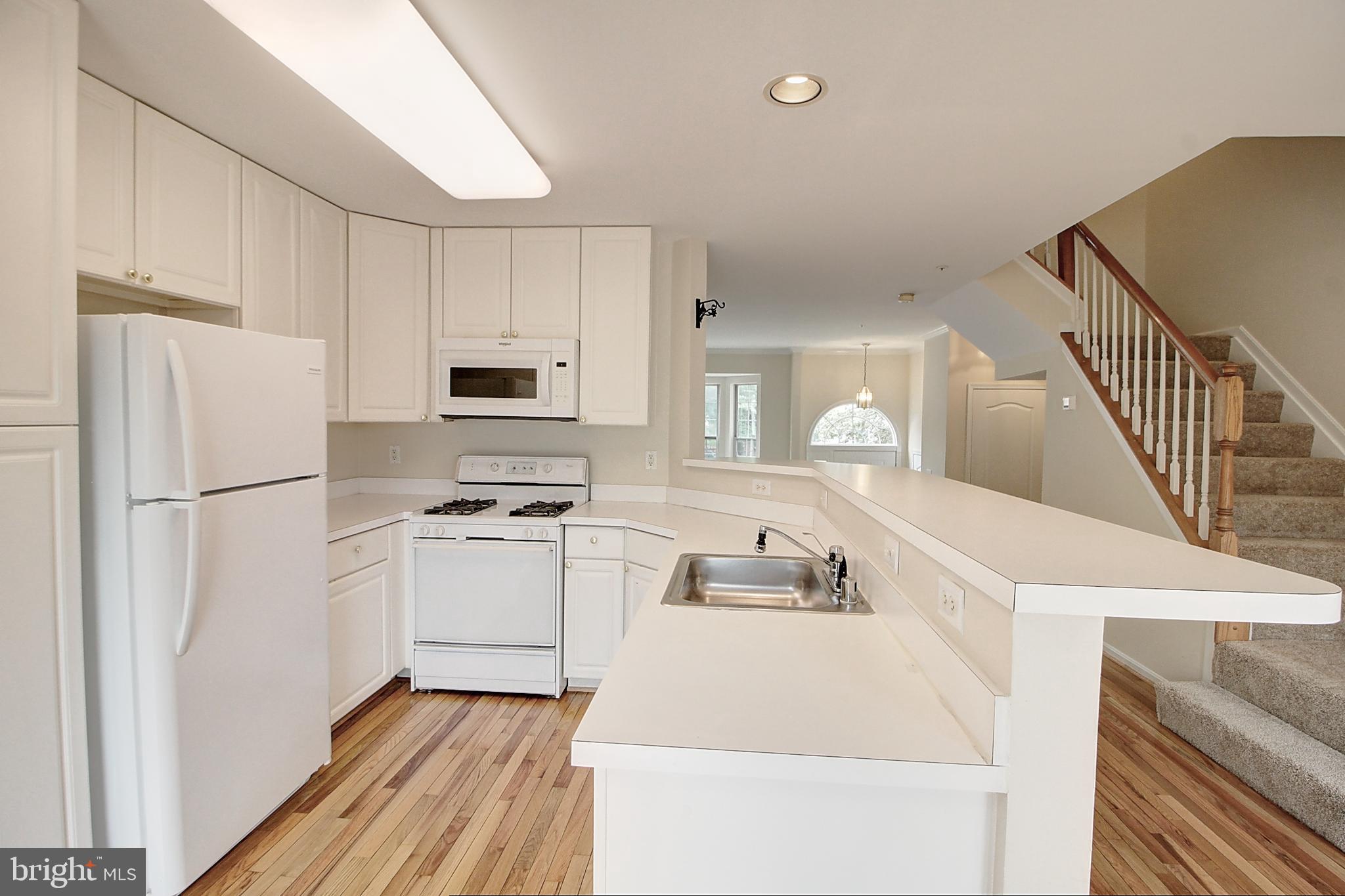 925 JUBAL WAY
