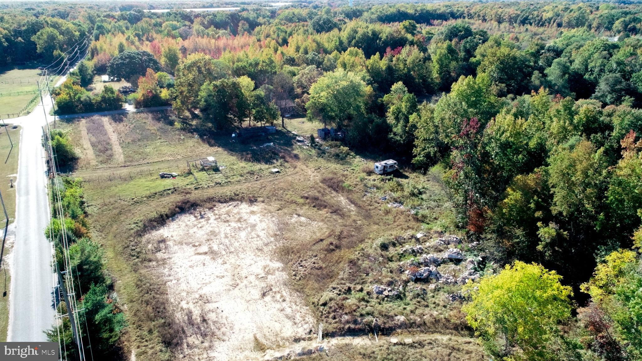 79 E QUILLEYTOWN ROAD