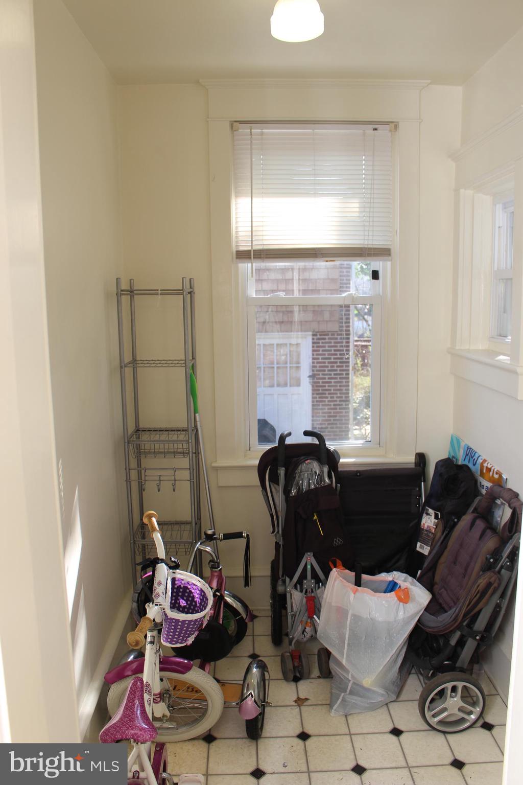 MEDIA - Residential Lease