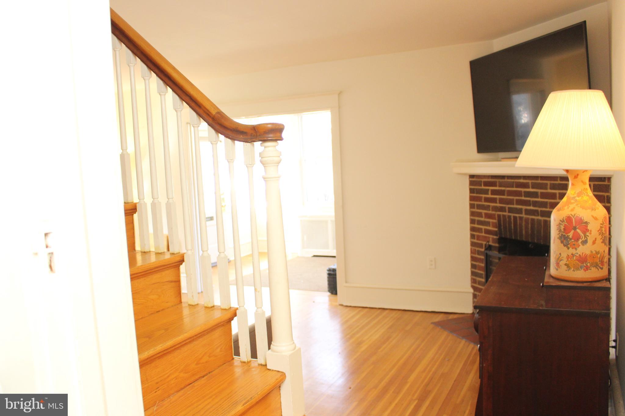 MEDIA - Residential Lease