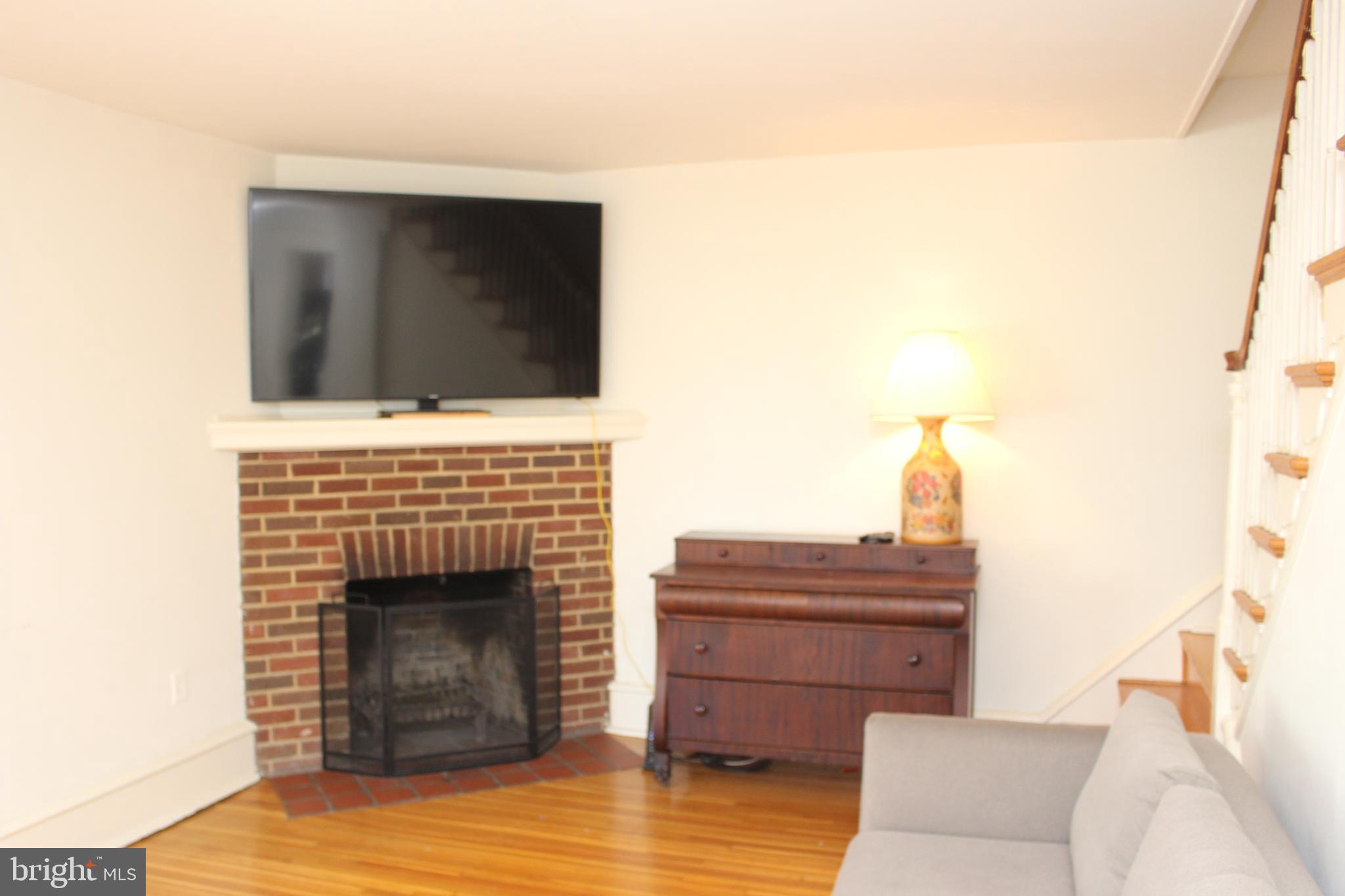 MEDIA - Residential Lease