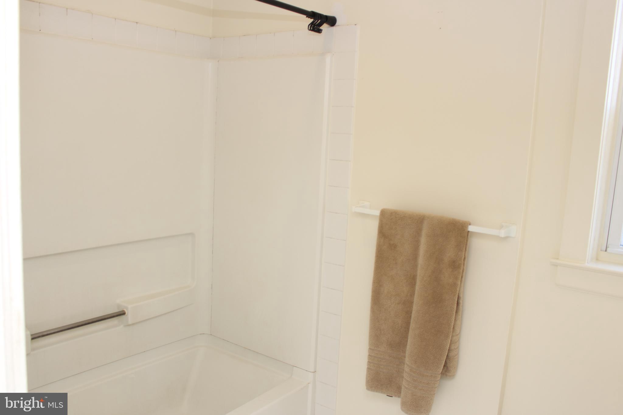 MEDIA - Residential Lease