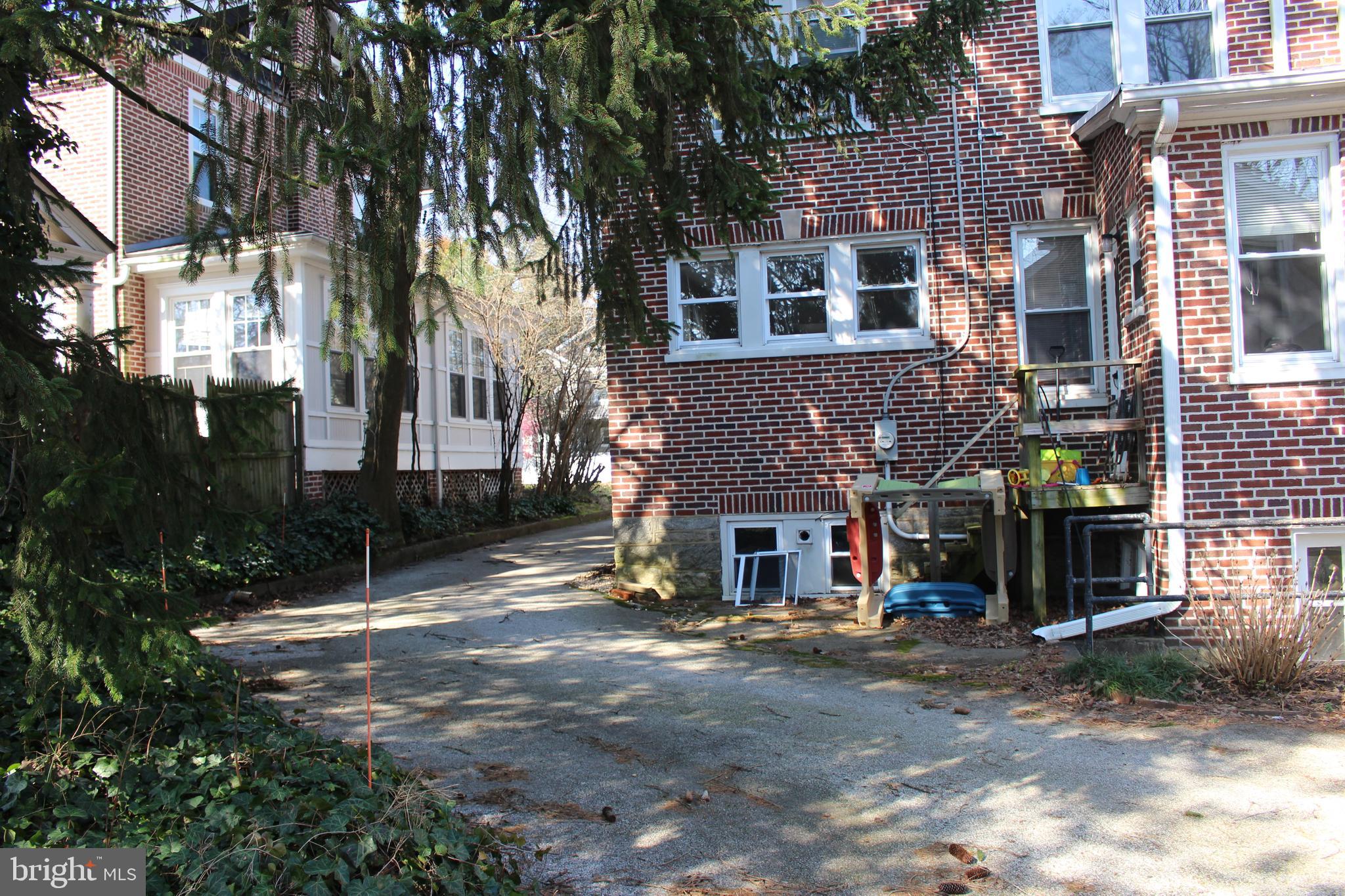 MEDIA - Residential Lease