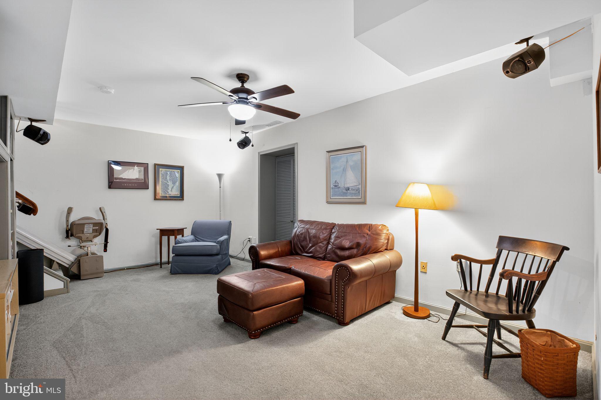 DRUM POINT - Residential