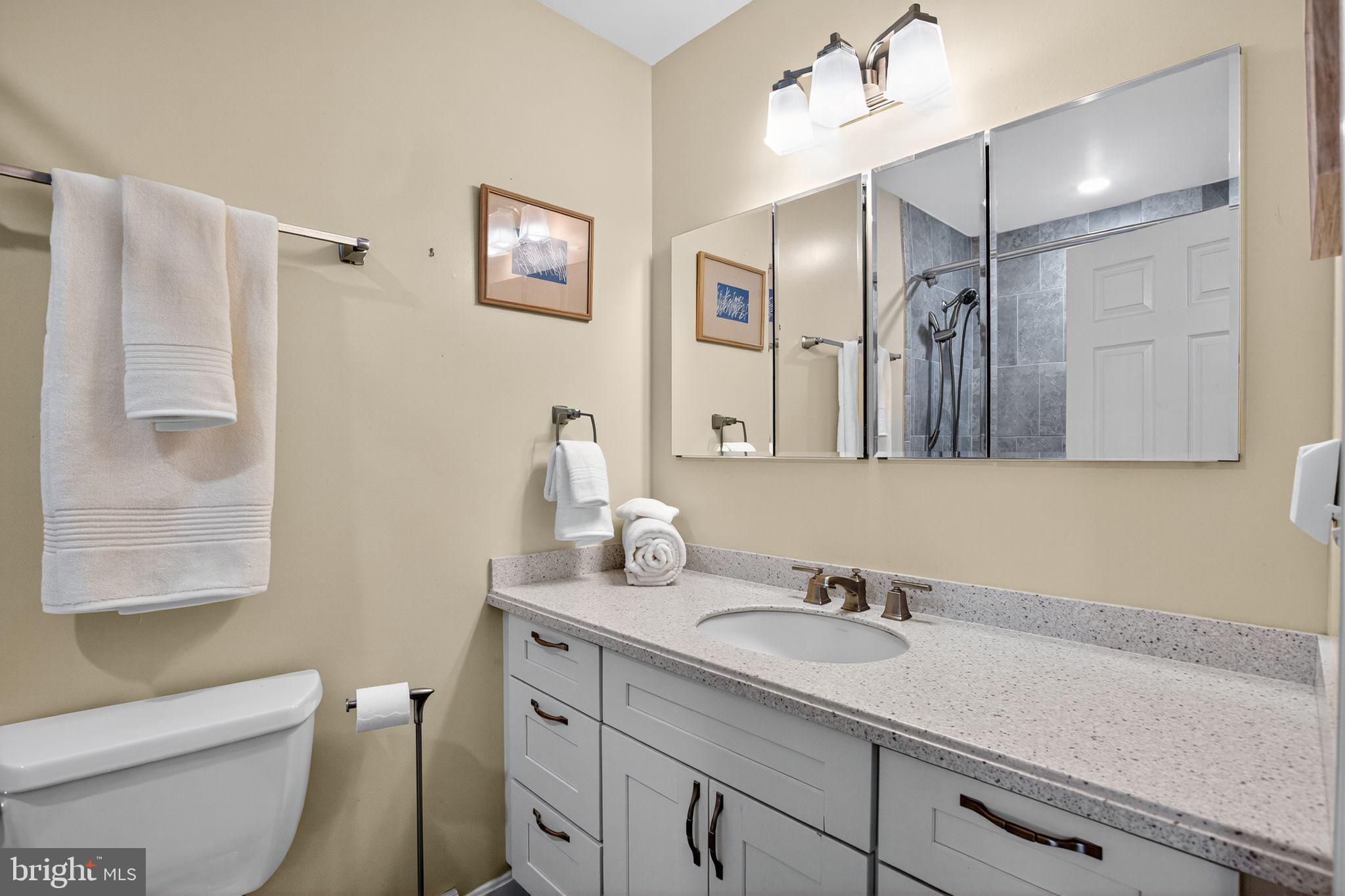 DRUM POINT - Residential