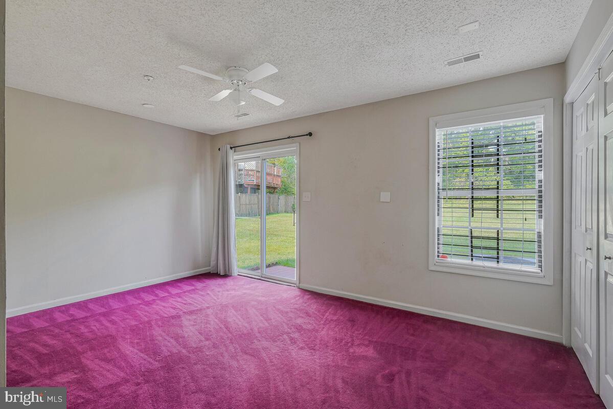 SOUTH HAMPTON SUB - Residential Lease