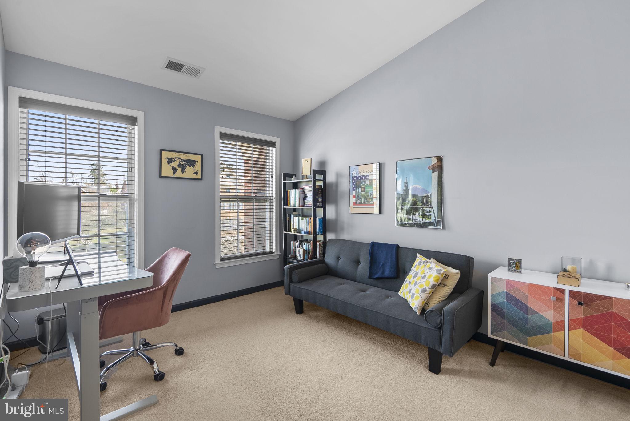 MARLBORO RIDGE - Residential