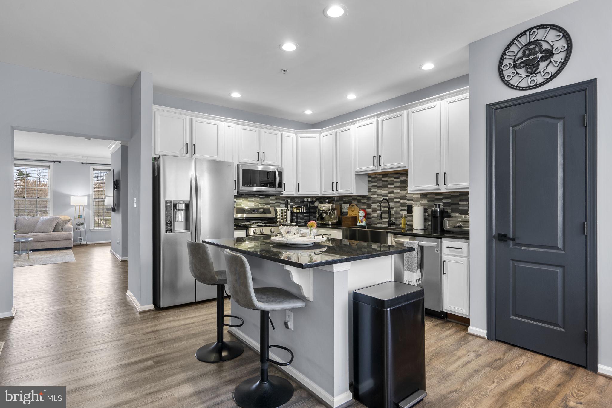 MARLBORO RIDGE - Residential