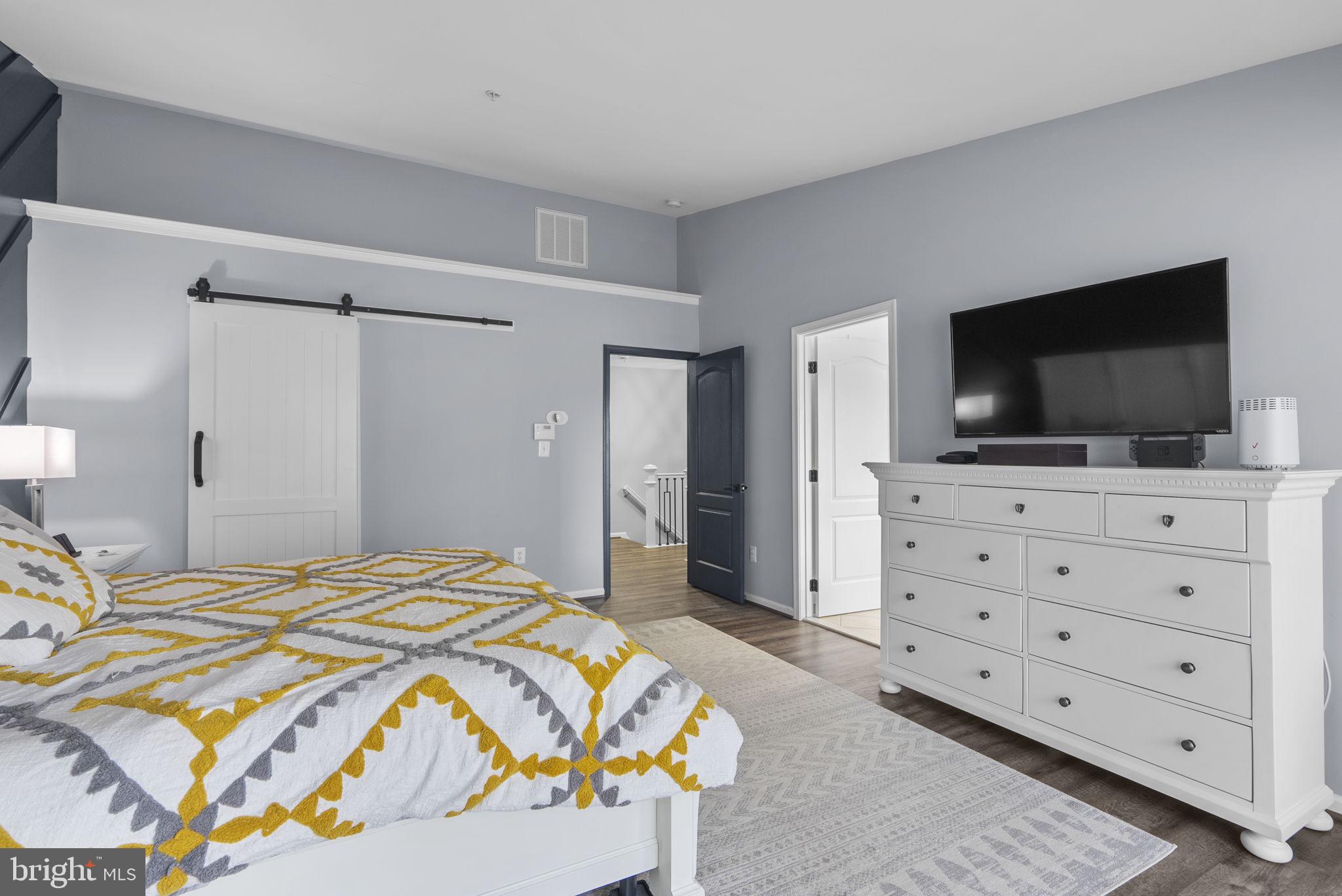 MARLBORO RIDGE - Residential