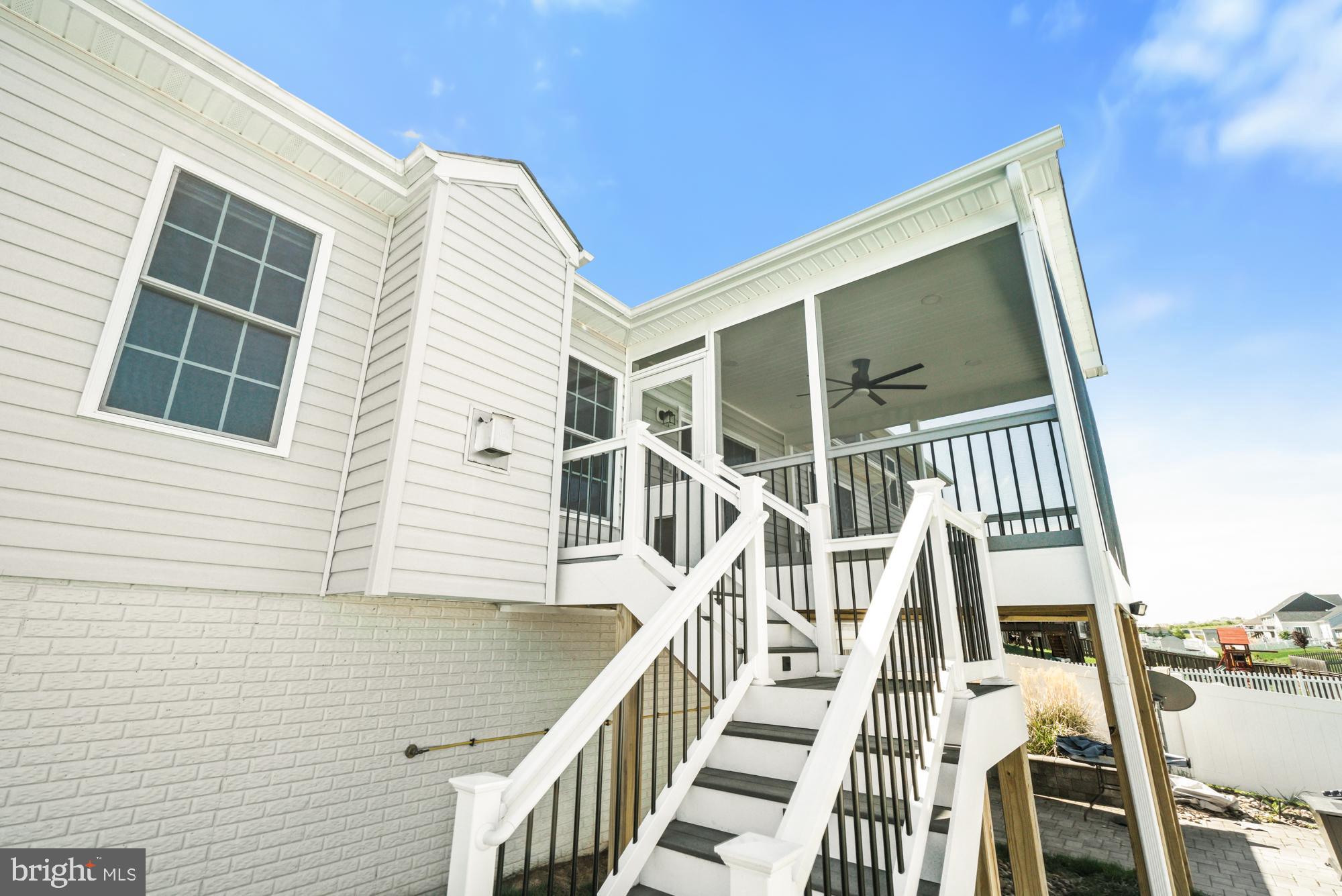 RED HILL - Residential