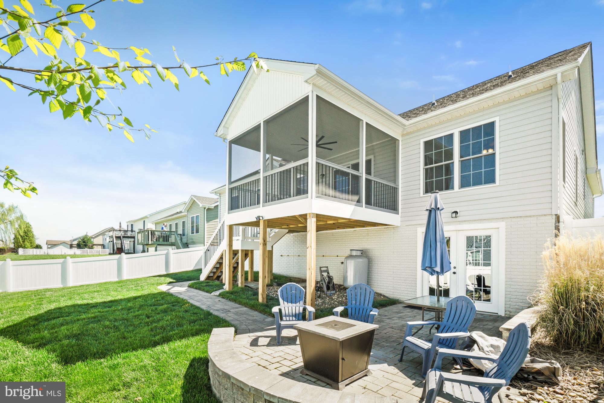 RED HILL - Residential