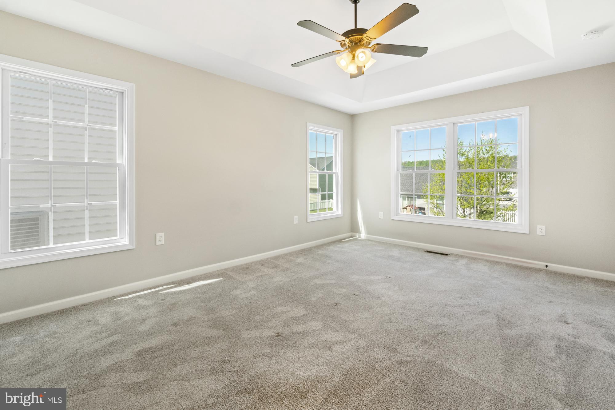 RED HILL - Residential