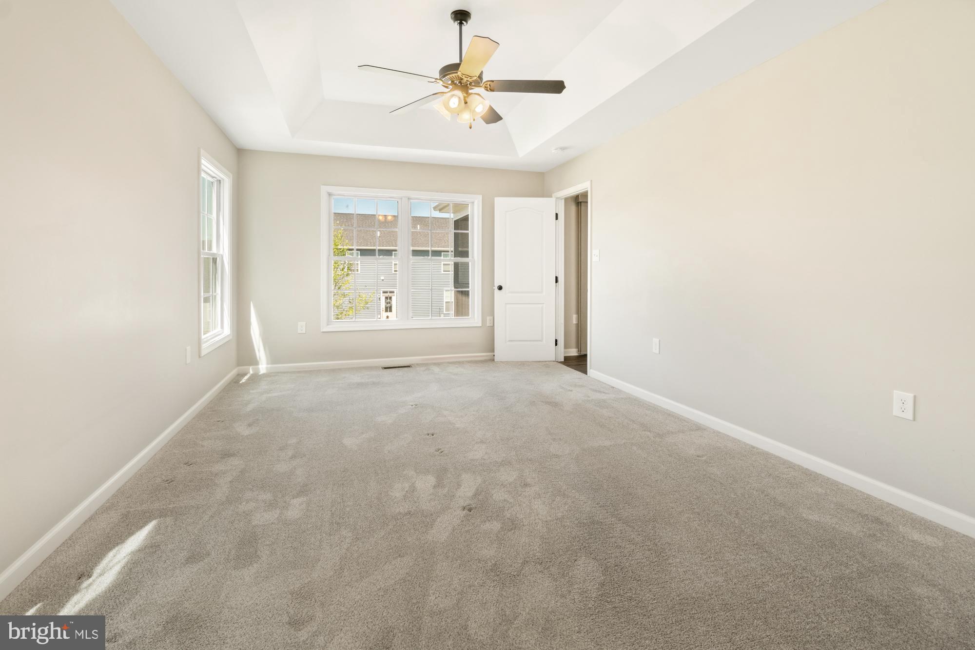 RED HILL - Residential