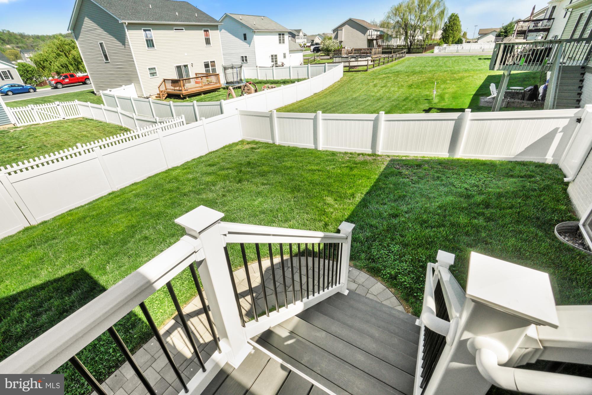 RED HILL - Residential