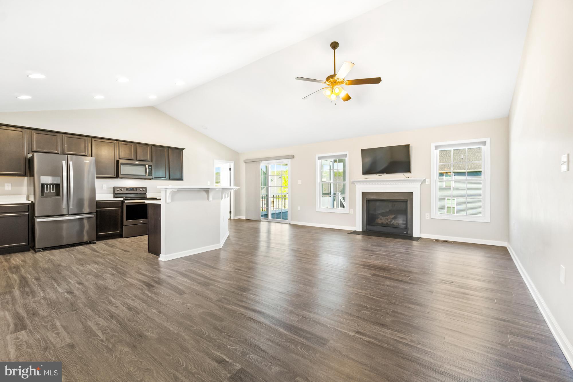 RED HILL - Residential