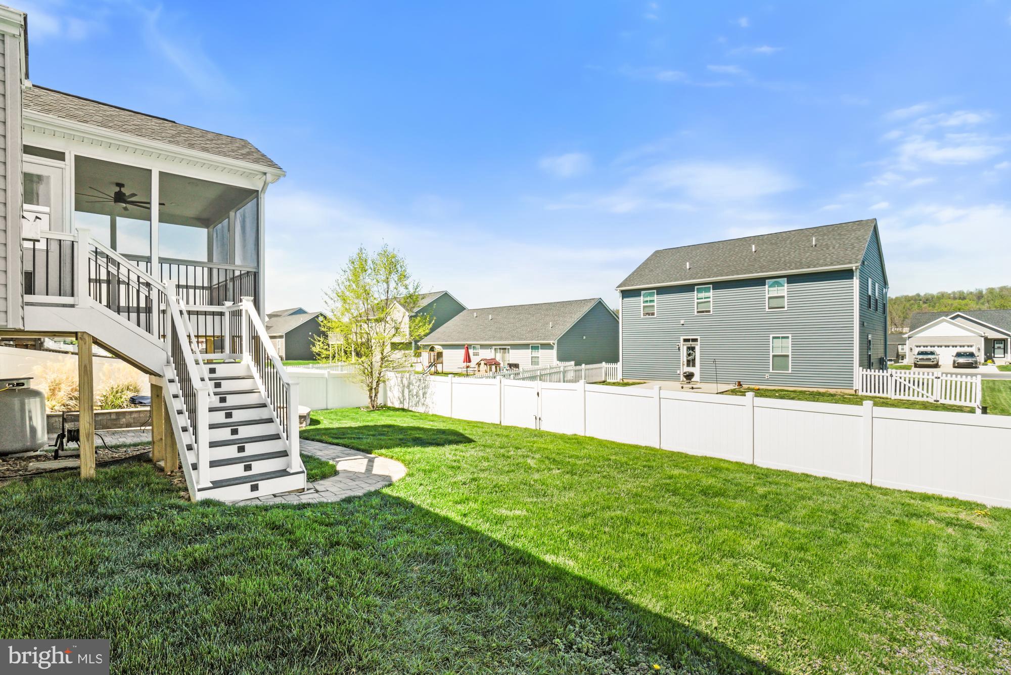 RED HILL - Residential