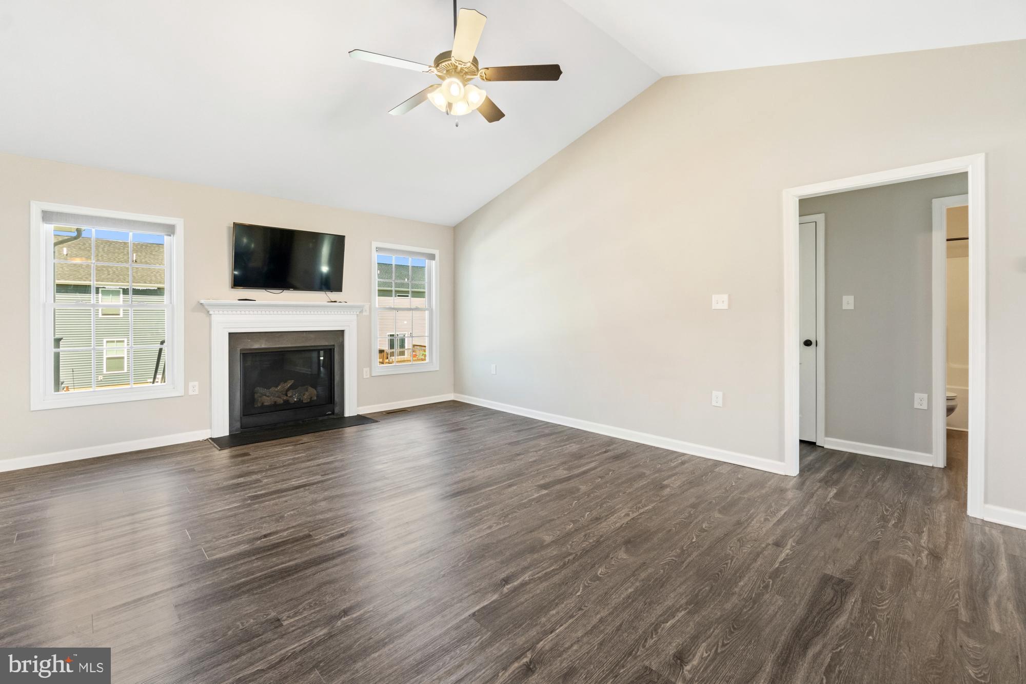 RED HILL - Residential