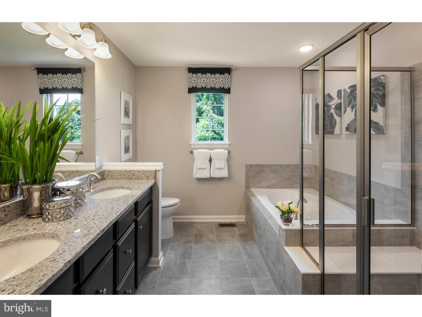 LINDEN HALL - Residential