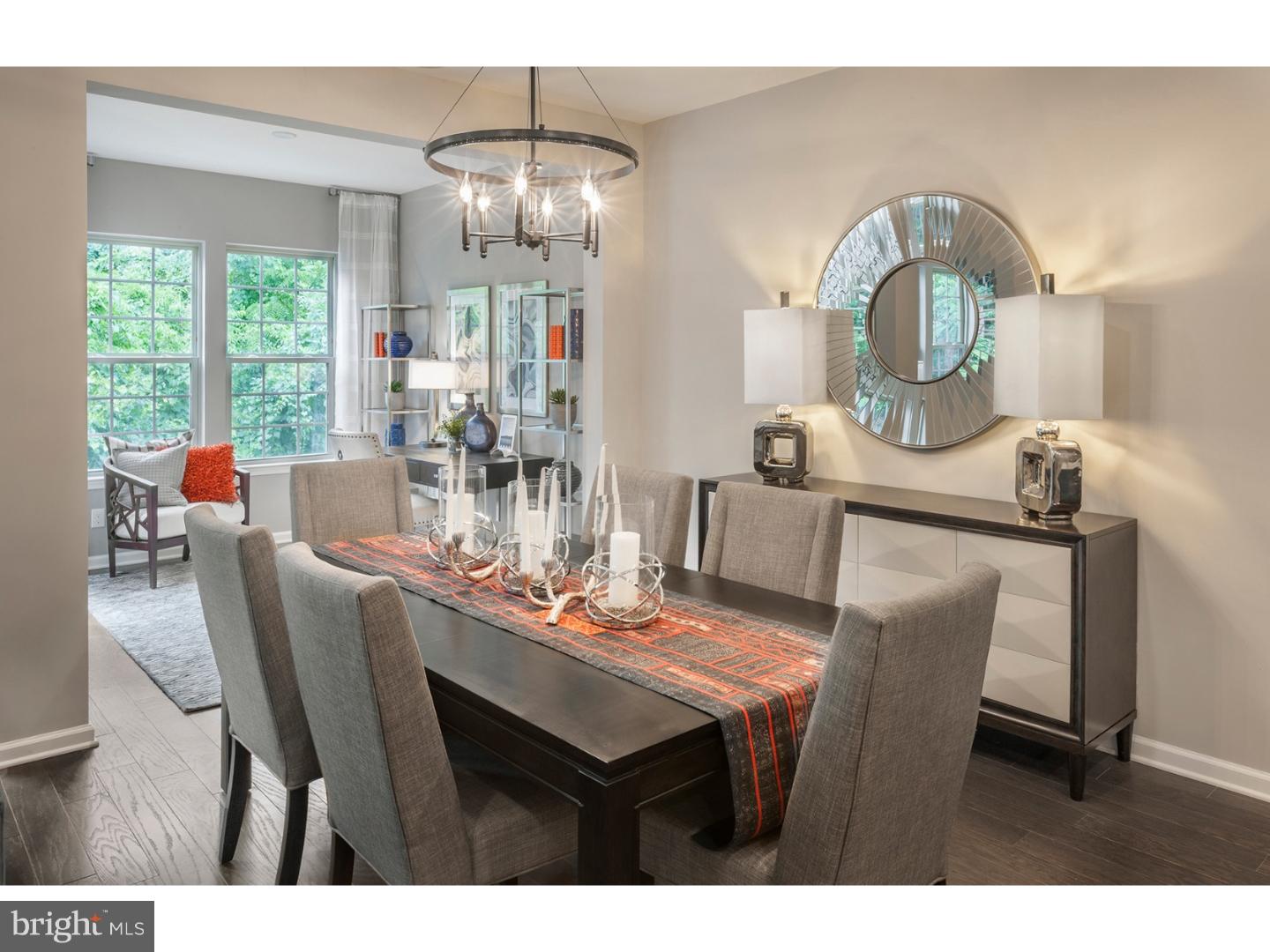 LINDEN HALL - Residential